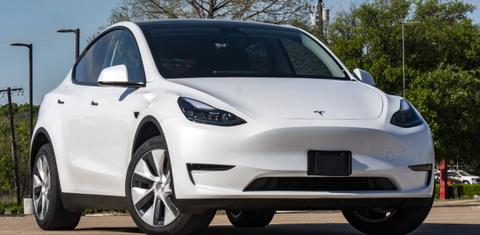 Tesla Model Y 2024