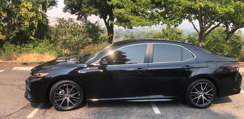 Toyota Camry Hybrid 2021