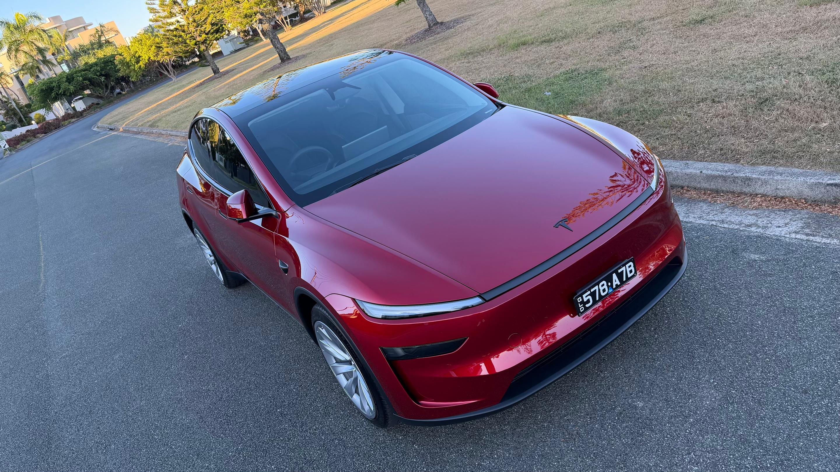Tesla MODEL Y 2025 in Broadbeach Waters