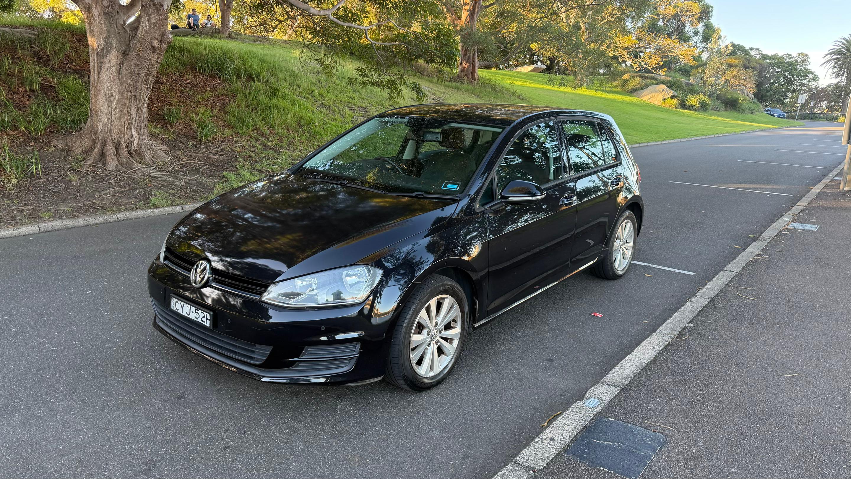 Volkswagen GOLF 2015 in Newtown