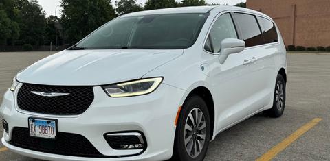 Chrysler Pacifica 2022
