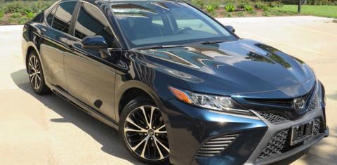 Toyota Camry 2018