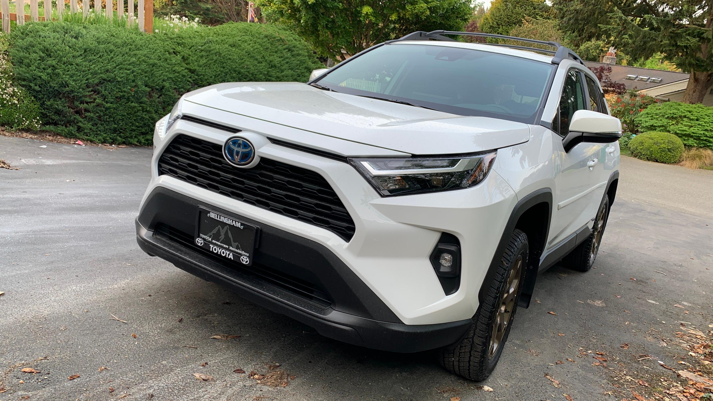 Toyota RAV4 Hybrid 2023 in Mill Creek, WA