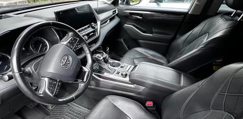 Toyota Highlander 2021