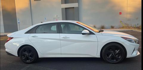 Hyundai Elantra 2023