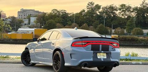 Dodge Charger 2021