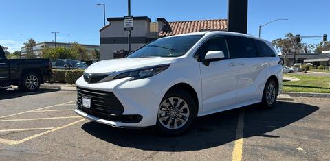 Toyota Sienna 2026