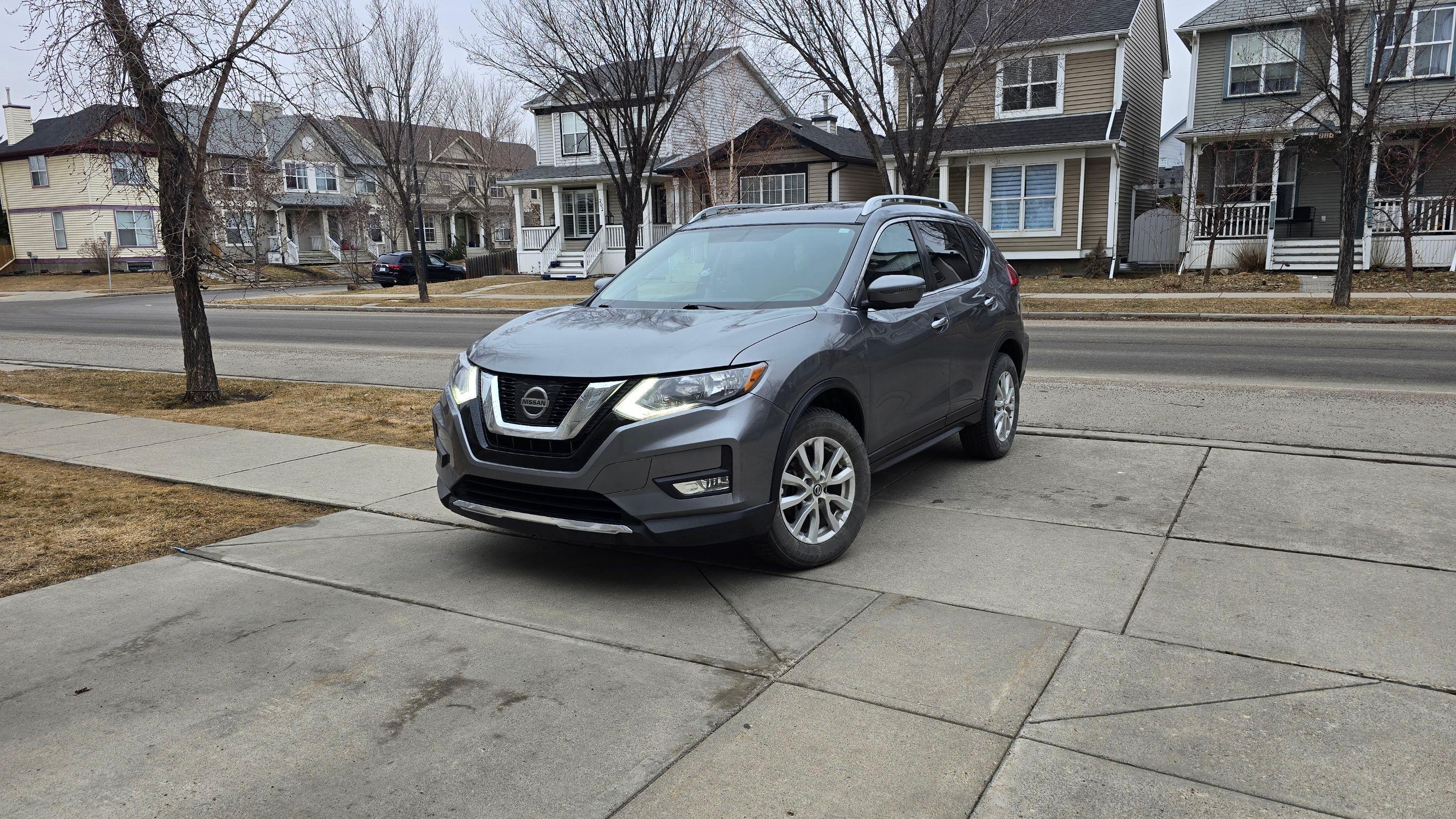 Nissan Rogue 2017 in Calgary, AB