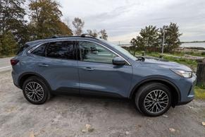 Ford Escape PHEV 2024 in Richmond