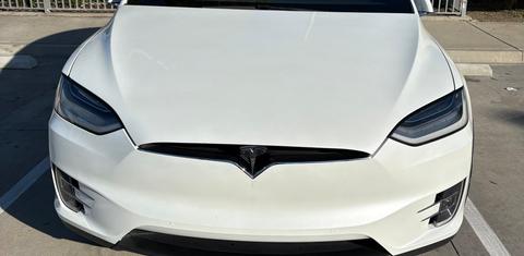Tesla Model X 2020