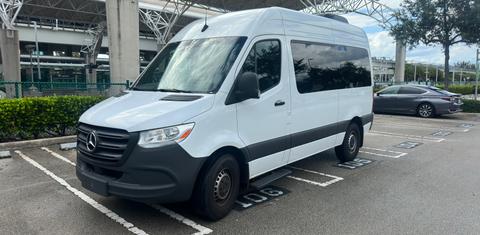 Mercedes-Benz Sprinter 2024