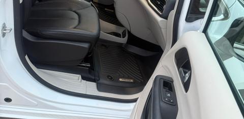 Chrysler Pacifica 2024