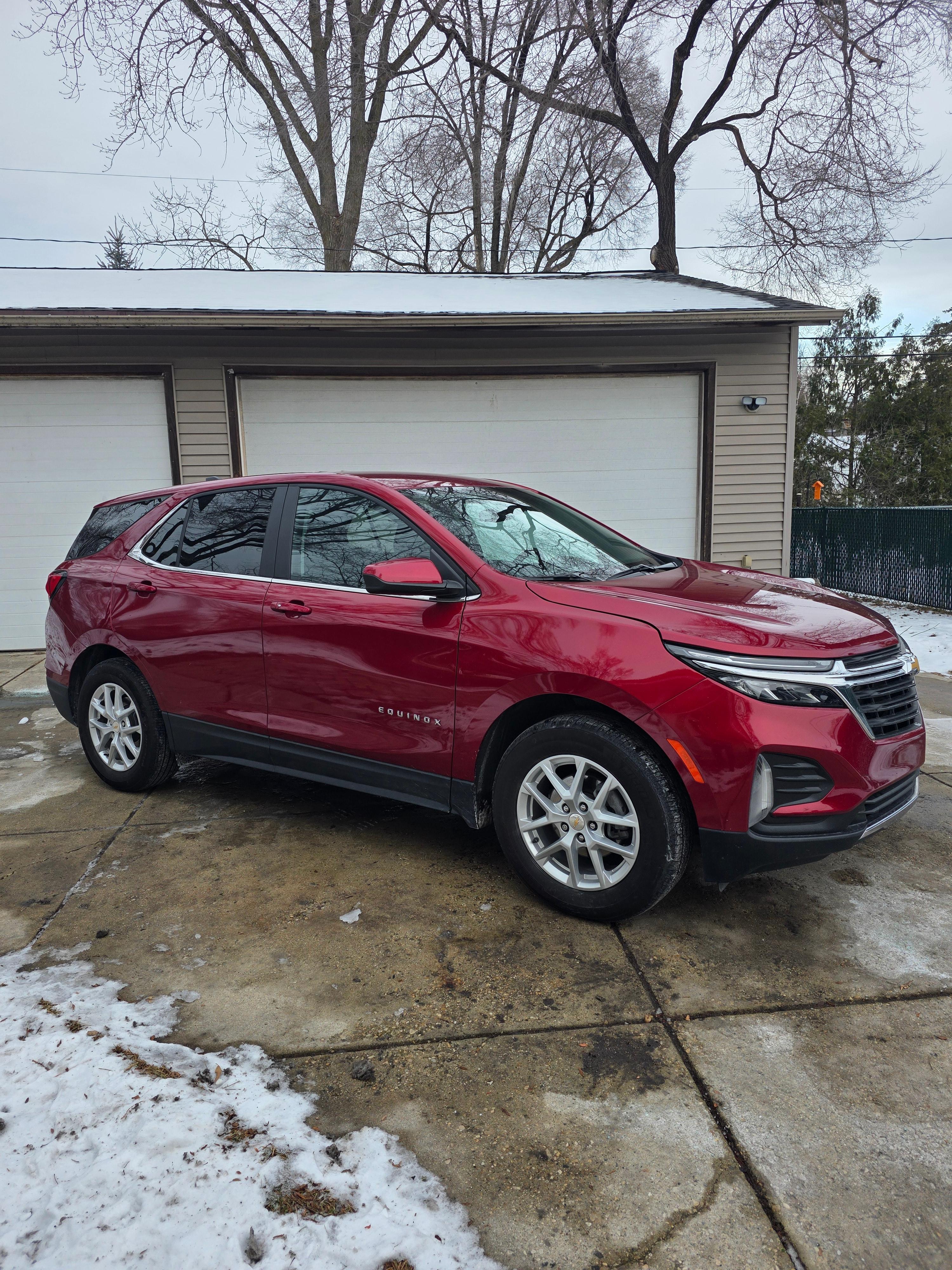 Chevrolet Equinox 2023 in Glendale, WI