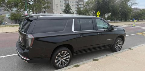 Chevrolet Suburban 2026