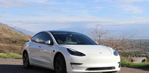Tesla Model 3 2023