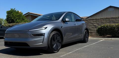 Tesla Model Y 2026