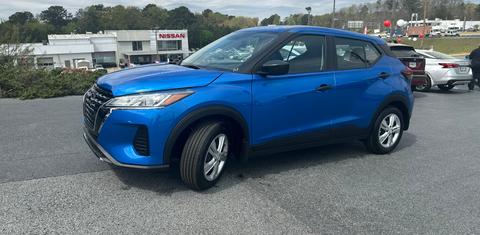 Nissan Kicks Play 2025