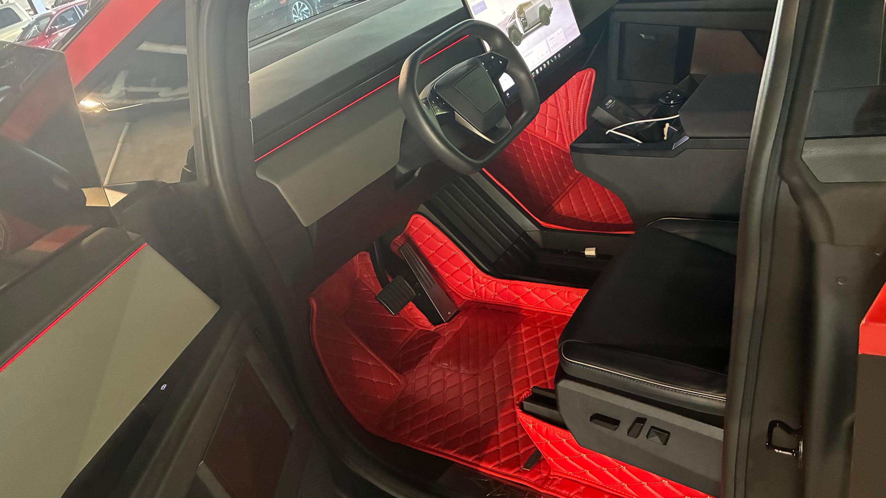 Tesla Cybertruck 2024 in Memphis, TN