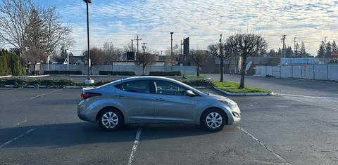 Hyundai Elantra 2016