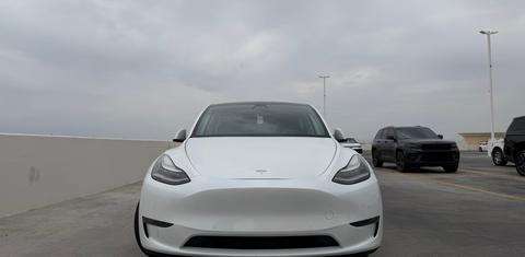 Tesla Model Y 2020