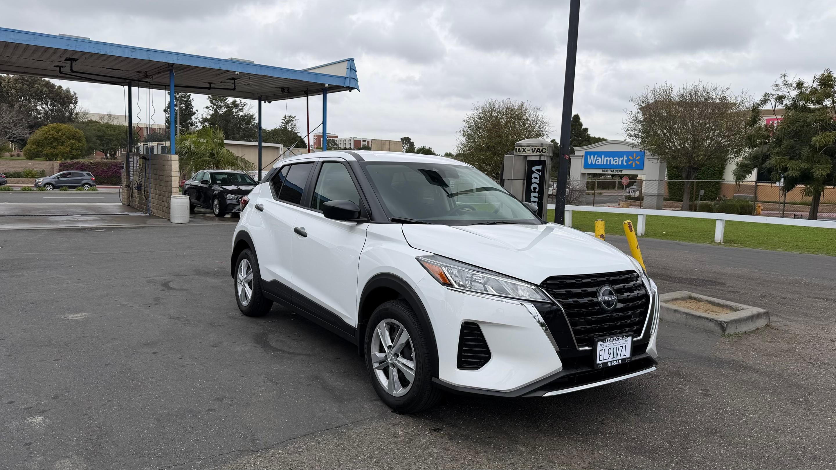 Nissan Kicks Play 2025 in Huntington Beach, CA