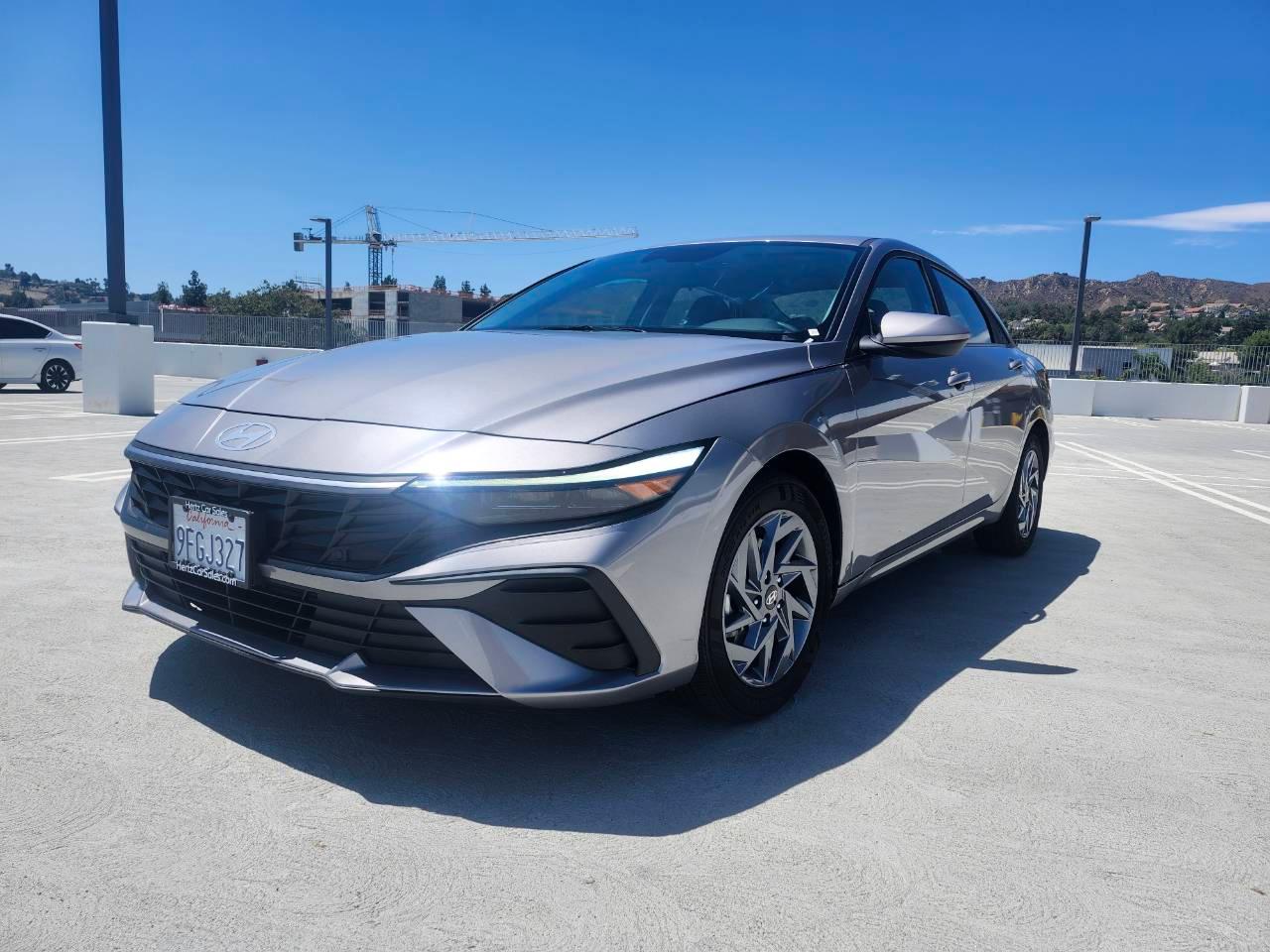 Hyundai Elantra 2024 in 