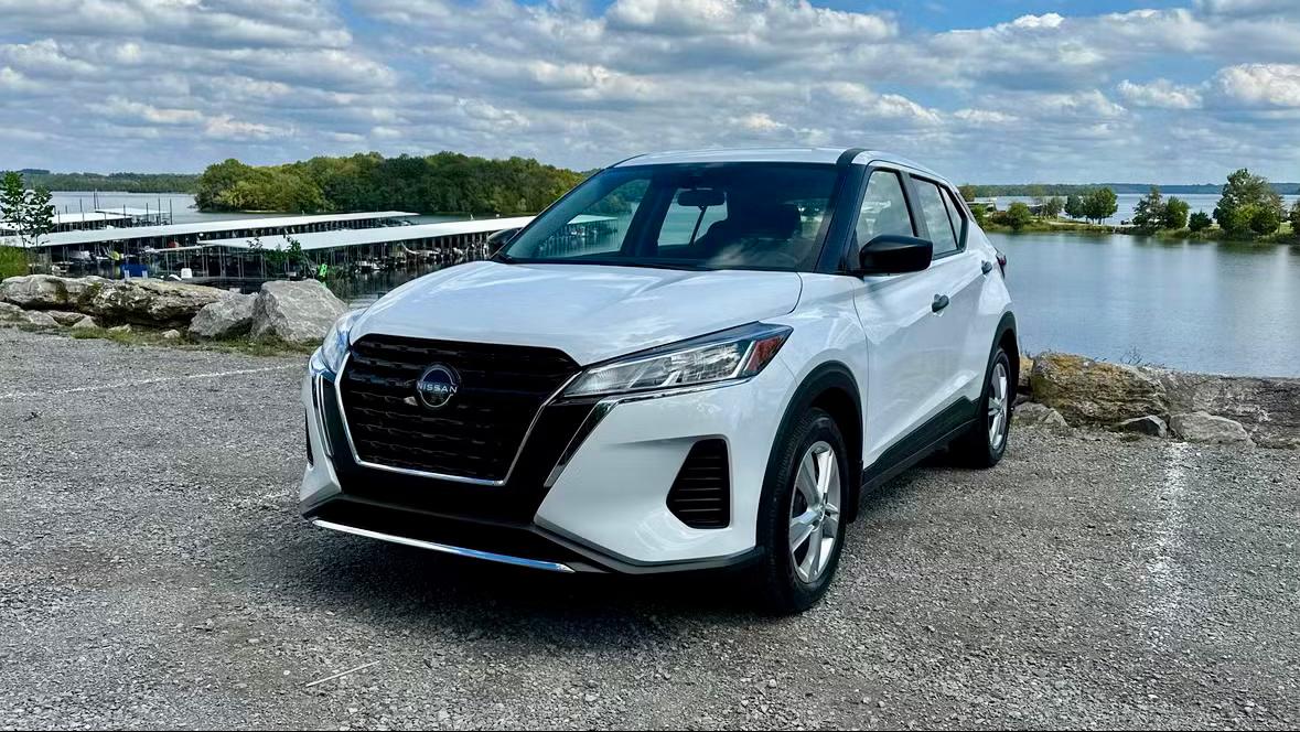 Nissan Kicks Play 2025 in Nashville, TN