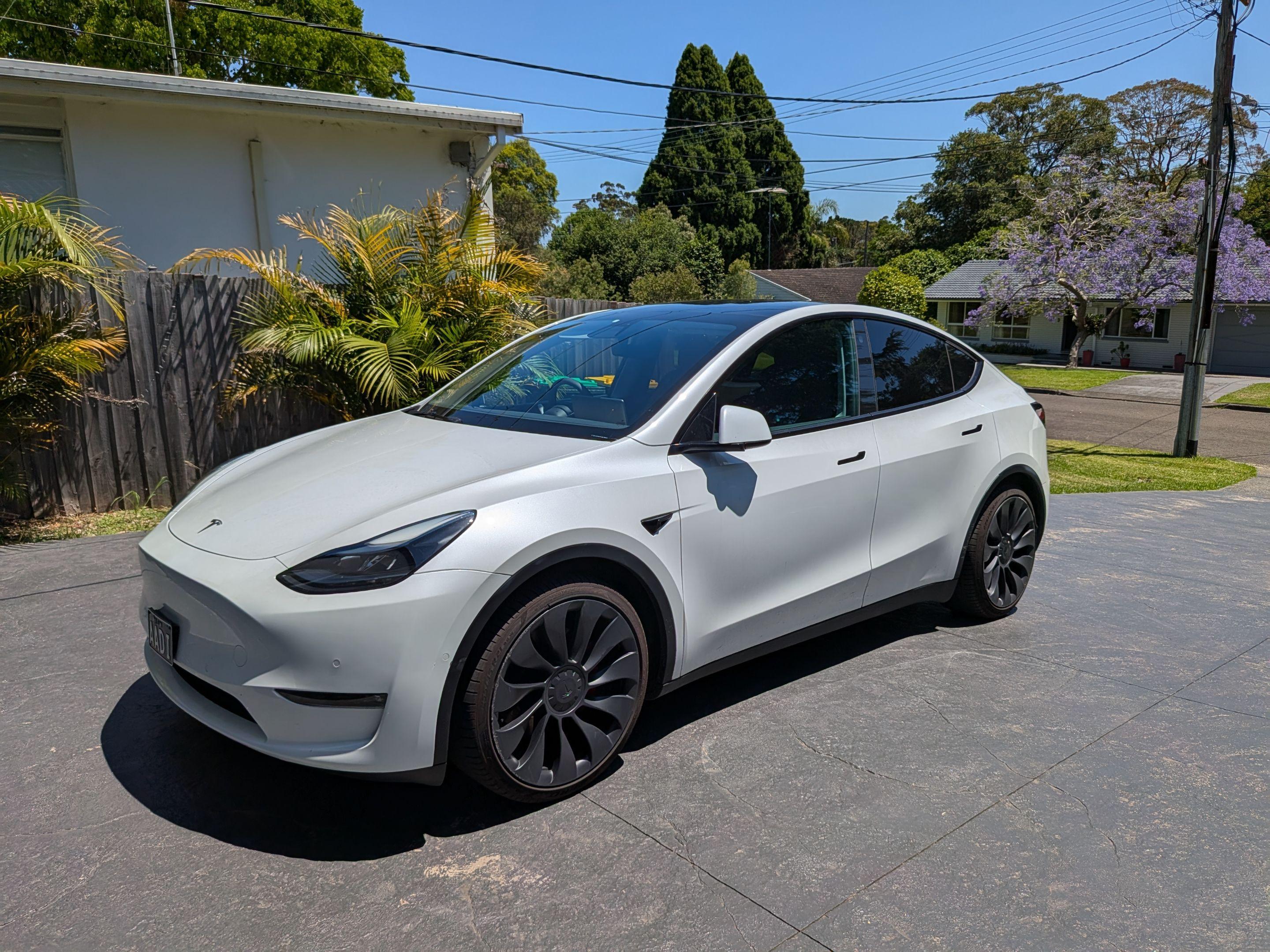 Tesla MODEL Y 2023 in Turramurra