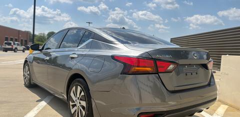 Nissan Altima 2019