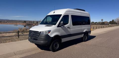 Mercedes-Benz Sprinter 2025