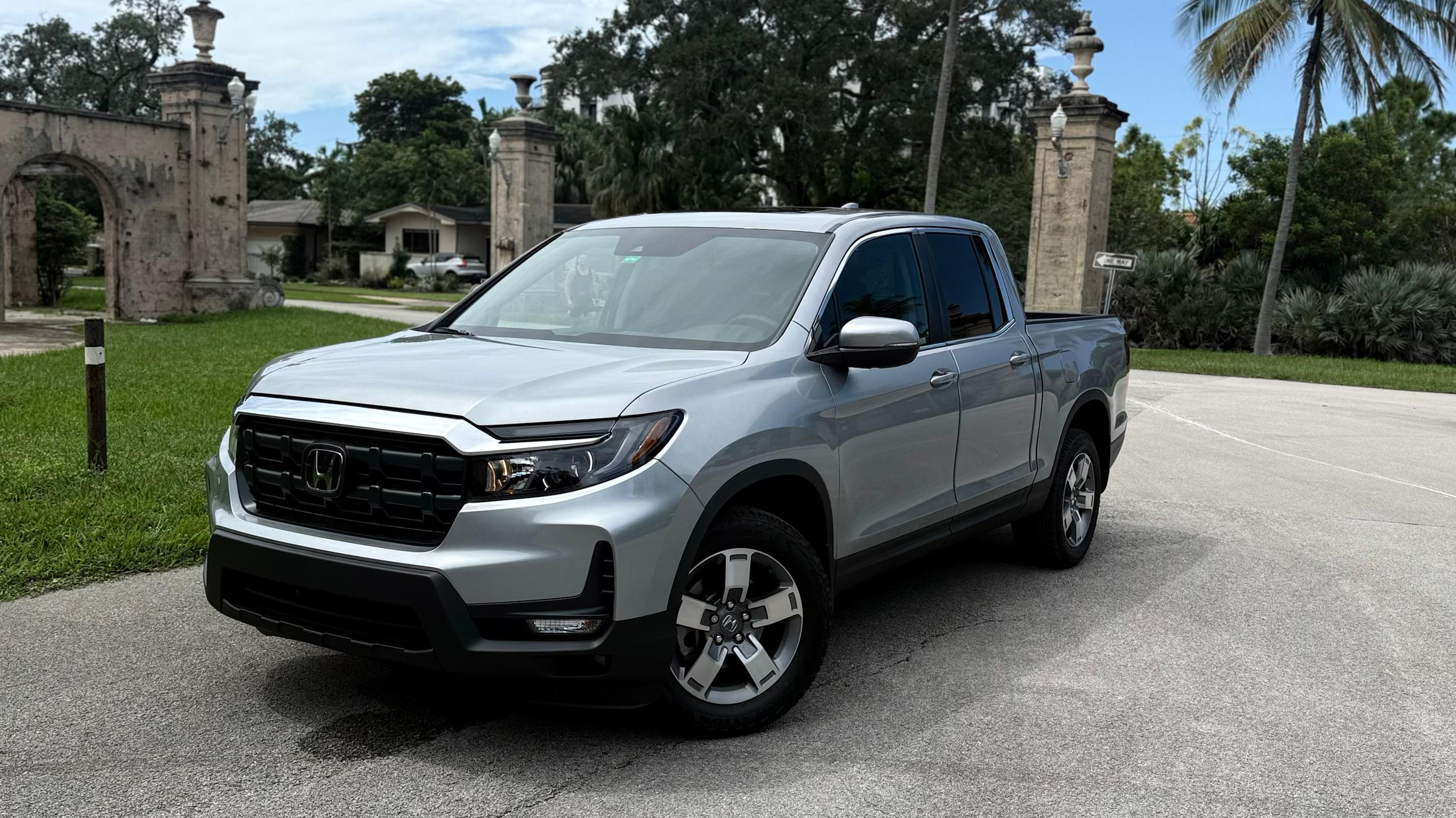 Honda Ridgeline 2025 in Miami, FL