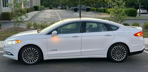 Ford Fusion Hybrid 2017