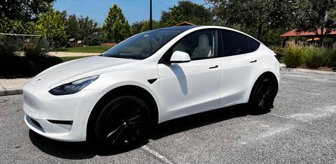 Tesla Model Y 2022