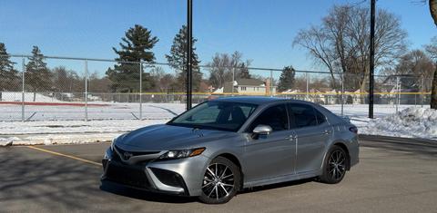 Toyota Camry 2023