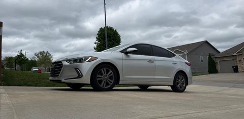 Hyundai Elantra 2017
