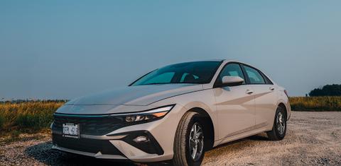 Hyundai Elantra 2025