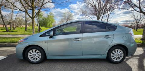 Toyota Prius Plug-In 2014