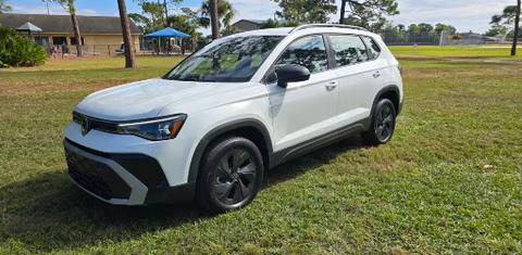 Volkswagen Taos 2025