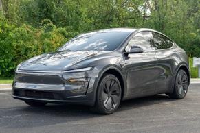 Tesla Model Y 2026 in Miami