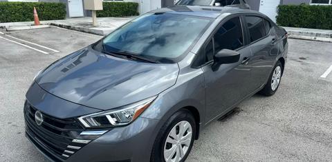 Nissan Versa 2024