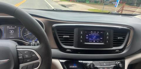 Chrysler Pacifica 2017