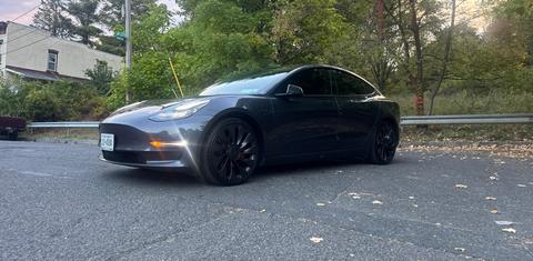 Tesla Model 3 2023