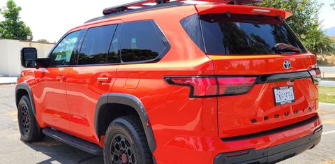 Toyota Sequoia 2023