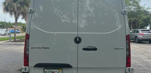 Mercedes-Benz Sprinter Cargo 2021