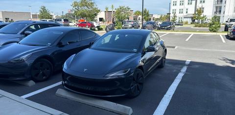 Tesla Model 3 2025