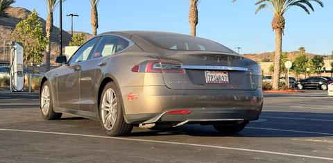 Tesla Model S 2015