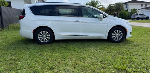 Chrysler Pacifica 2019