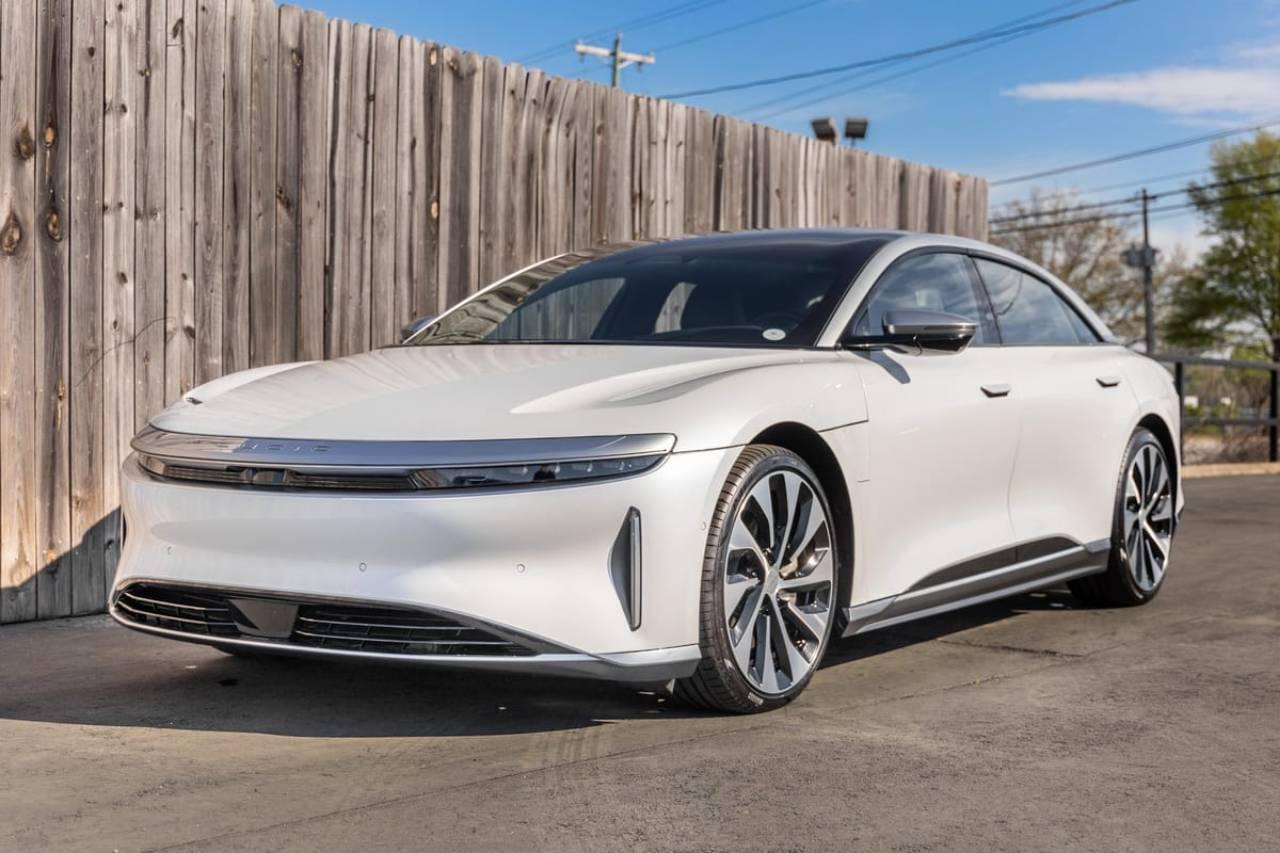Lucid Air 2025 in Ridge, NY
