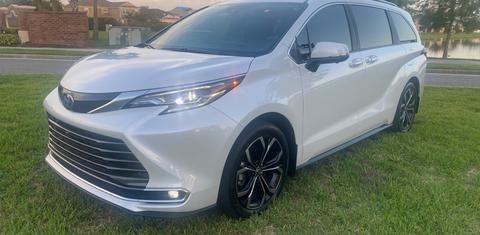 Toyota Sienna 2025