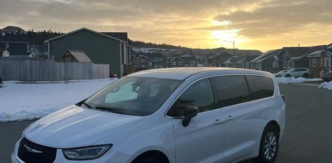 Chrysler Pacifica 2025